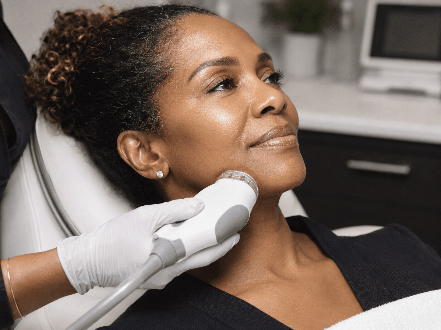 FACE/FIT in Houston offers Attiva RF treatments